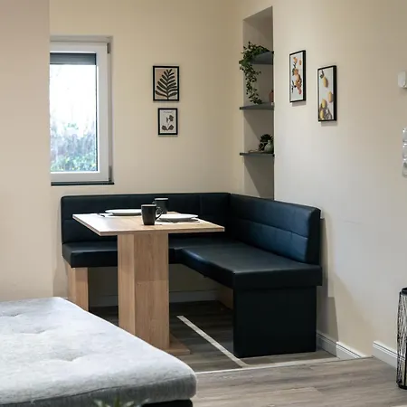 Ferienhaus Wesseling 펜션